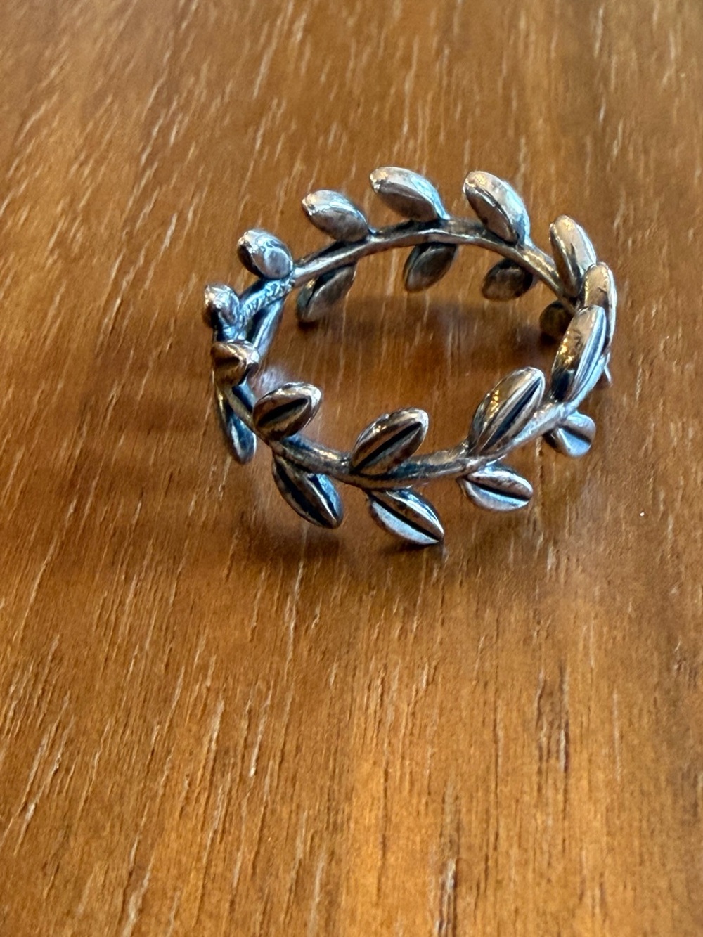 Pandora Silver Leaf Vine Ring - Silver